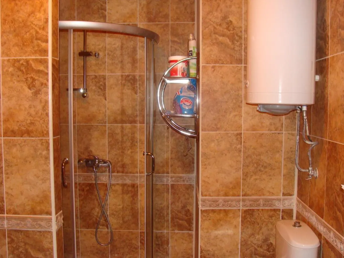 Admiral Apartments Golden Sands