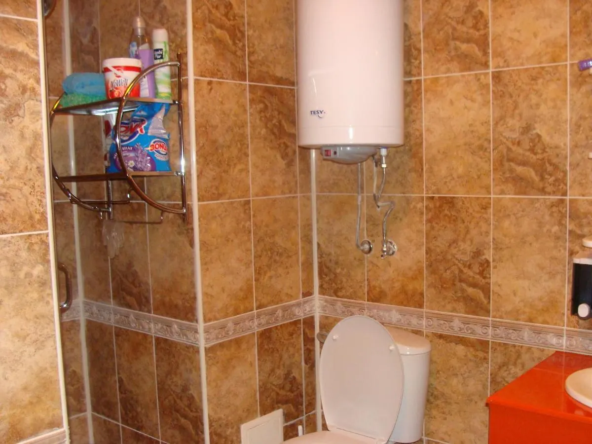 Admiral Apartments Golden Sands